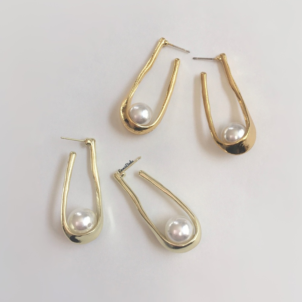 New Anthropologie Pearl Vintage Hoop Earrings - Picture 7 of 16